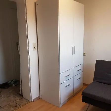 Sonniges Dach-ferienzimmer Apartmán *