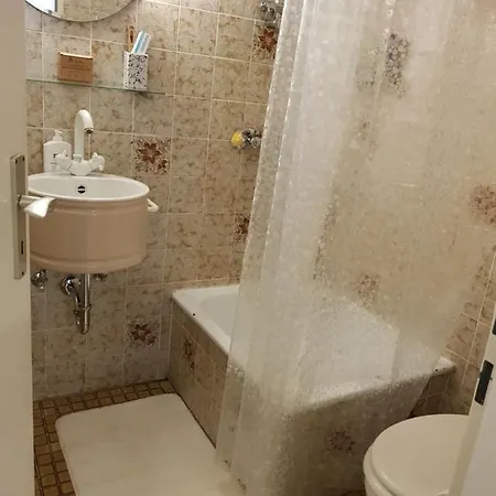 Sonniges Dach-ferienzimmer Apartmán Lindau